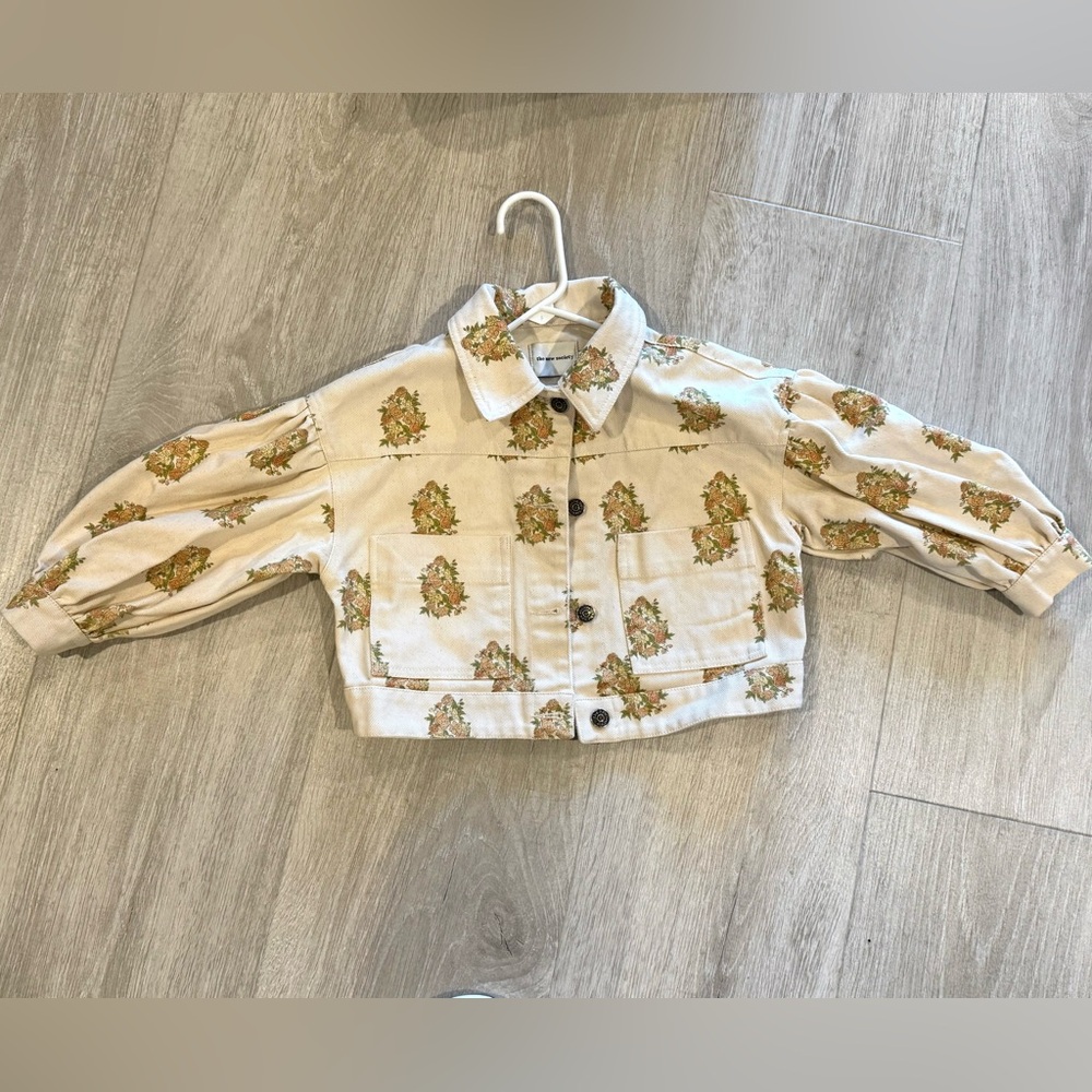 The New Society girl spring jacket size4-6